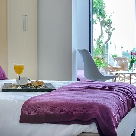 Tandem With Swimming Pool Cavtat