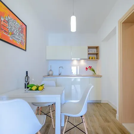 Tandem With Swimming Pool * Cavtat