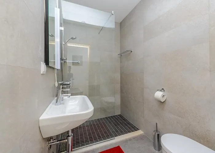 شقة Tandem With Swimming Pool *